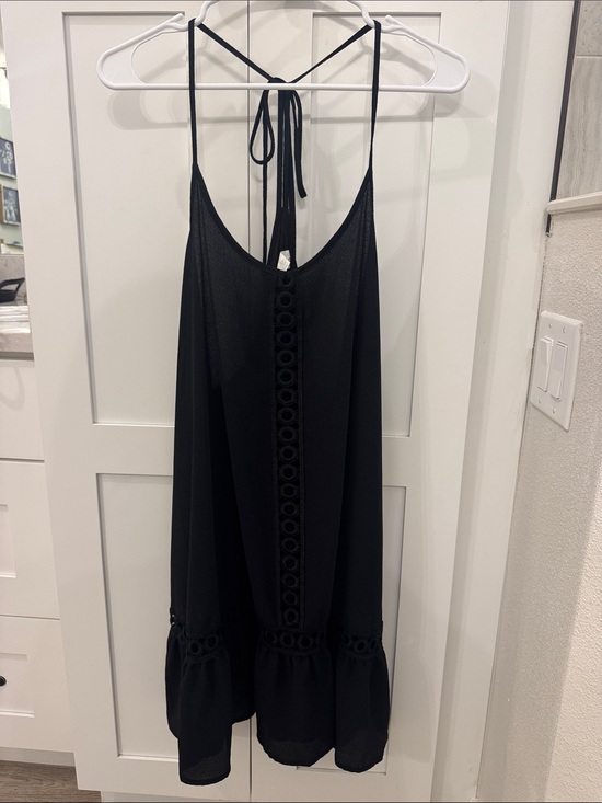 Freshwater Other - Black eyelet detail Cover-up with Tie Back - Sz XL